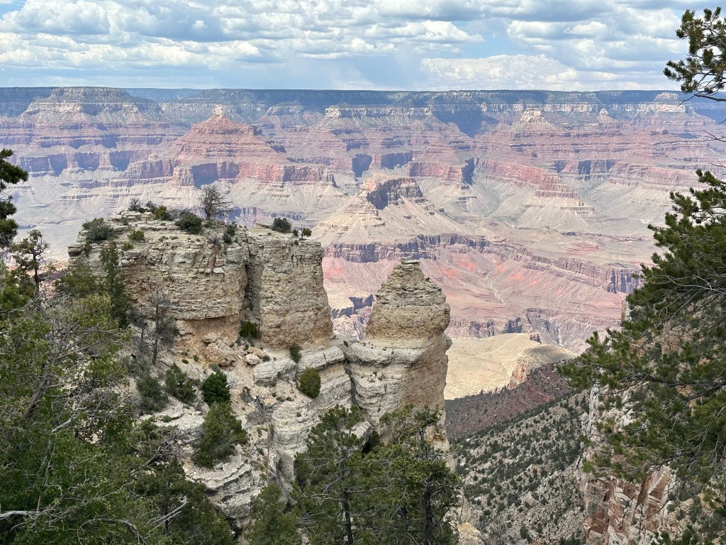 Southwest HO!: Petrified Forest N.P.; Grand Canyon via rail; multiple Route 66 stops; petroglyphs and more adventures: Days&nbsp;1-5